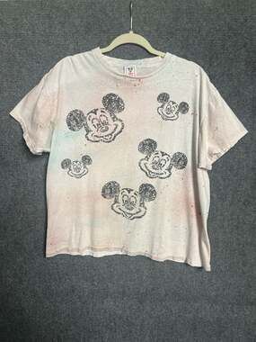 Vintage 90s Mickey Mouse Spray Paint Splatter Graphic Made in USA 407